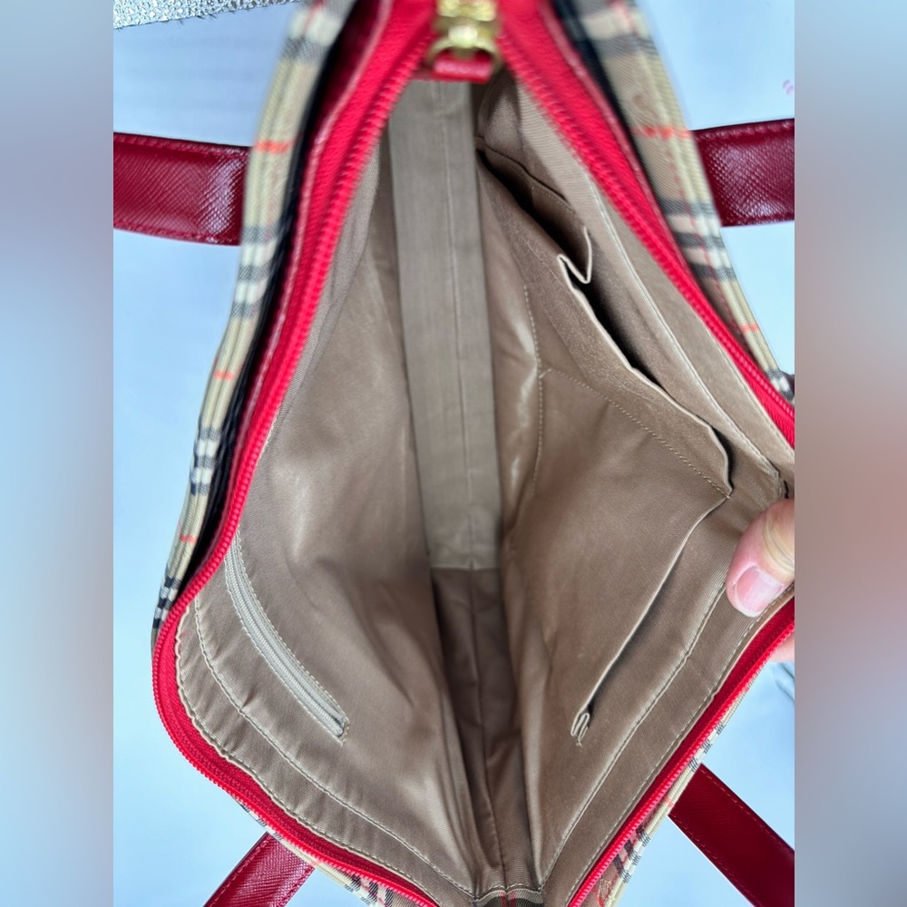 Authentic Burberry Nova Checkered Tote Shoulder Bag - Picture 7 of 10